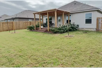 14108 Hacienda Estates Dr Drive, Elgin, TX 78621 - Photo 21