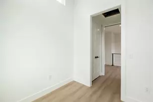 334 Lake Dr, Buchanan Dam, TX 78609 - Photo 29