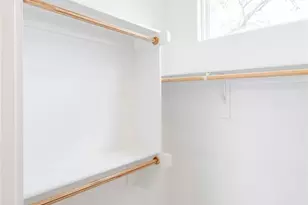 334 Lake Dr, Buchanan Dam, TX 78609 - Photo 13