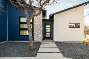 334 Lake Dr, Buchanan Dam, TX 78609 - Photo 3