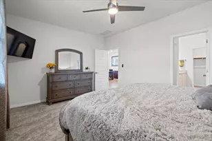 158 Gullivers Dr, Elgin, TX 78621 - Photo 17