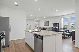 158 Gullivers Dr, Elgin, TX 78621 - Photo 9