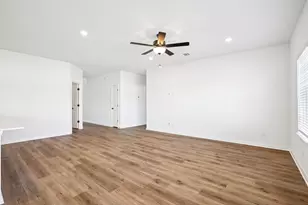 464 Josey Wales Dr, Jarrell, TX 76537 - Photo 9