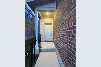 17702 Sage Thrasher Drive, Pflugerville, TX 78660 - Photo 5