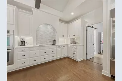 6 Candleleaf Court, The Hills, TX 78738 - Photo 15