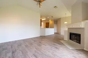 1727 Rosenborough Ln, Round Rock, TX 78665 - Photo 11