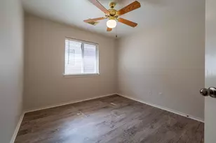 1727 Rosenborough Ln, Round Rock, TX 78665 - Photo 17