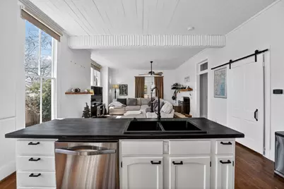 1402 Pecan Street, Bastrop, TX 78602 - Photo 15