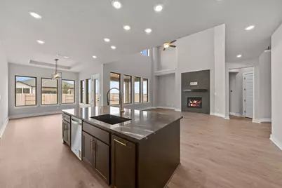 812 S Hemingway Loop, Liberty Hill, TX 78642 - Photo 15