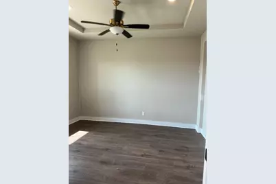 812 S Hemingway Loop, Liberty Hill, TX 78642 - Photo 9