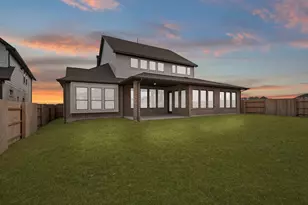 812 S Hemingway Loop, Liberty Hill, TX 78642 - Photo 31