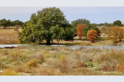 812 S Hemingway Loop, Liberty Hill, TX 78642 - Photo 39