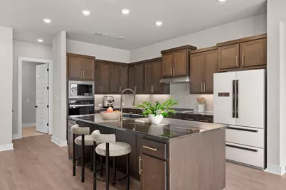 812 S Hemingway Loop, Liberty Hill, TX 78642 - Photo 5