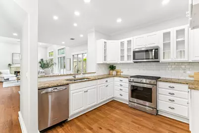 5600 Jim Hogg Avenue #B, Austin, TX 78756 - Photo 11