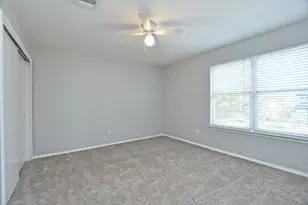 102 Blanco Woods Blvd, Elgin, TX 78621 - Photo 17