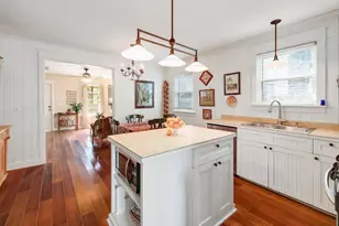 1006 E 44th St, Austin, TX 78751 - Photo 7