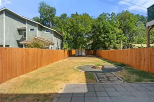 1121 Walton Ln, Austin, TX 78721 - Photo 31