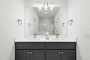 1121 Walton Ln, Austin, TX 78721 - Photo 25