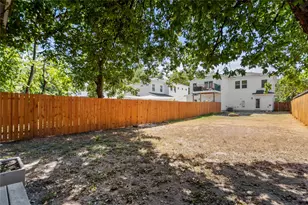 1121 Walton Ln, Austin, TX 78721 - Photo 37