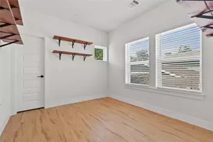 1121 Walton Ln, Austin, TX 78721 - Photo 27