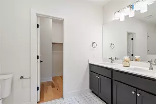 1121 Walton Ln, Austin, TX 78721 - Photo 23