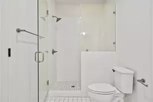 1121 Walton Ln, Austin, TX 78721 - Photo 25