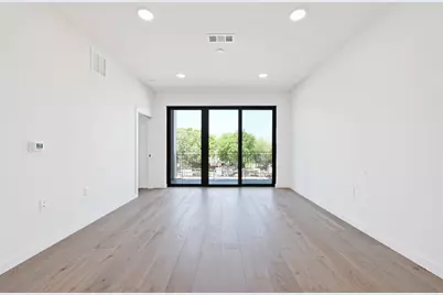 2209 S 1st Street #218, Austin, TX 78704 - Photo 9