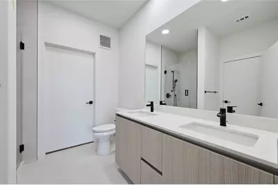 2209 S 1st Street #218, Austin, TX 78704 - Photo 11