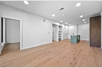 2209 S 1st Street #218, Austin, TX 78704 - Photo 7