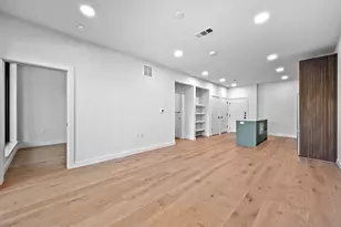 2209 S 1st St, Austin, TX 78704 - Photo 7
