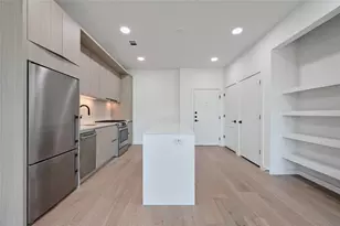 2209 S 1st St, Austin, TX 78704 - Photo 5