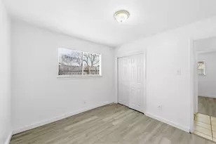 5619 Jacaranda Dr, Austin, TX 78744 - Photo 17