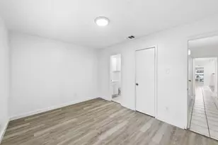 5619 Jacaranda Dr, Austin, TX 78744 - Photo 11