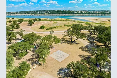302 Venture Boulevard S, Lago Vista, TX 78645 - Photo 37