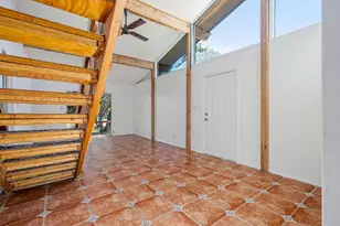 302 Venture Blvd S, Lago Vista, TX 78645 - Photo 7