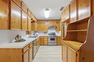 1410 Wooten Dr, Austin, TX 78757 - Photo 11