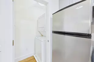 711 W 32nd St, Austin, TX 78705 - Photo 9