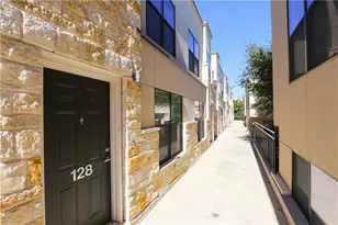 711 W 32nd St, Austin, TX 78705 - Photo 21