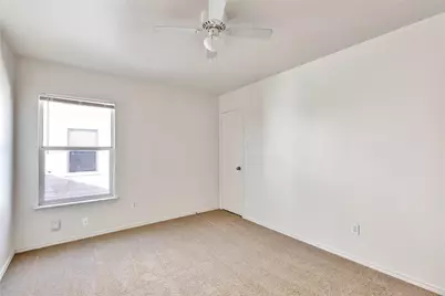 5204 Bahan, Del Valle, TX 78617 - Photo 17