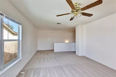 5204 Bahan, Del Valle, TX 78617 - Photo 13