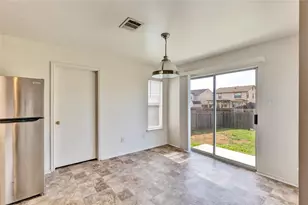 5204 Bahan, Del Valle, TX 78617 - Photo 13
