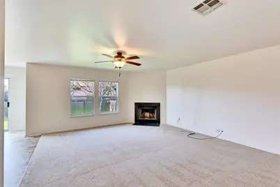 5204 Bahan, Del Valle, TX 78617 - Photo 5