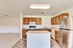 5204 Bahan, Del Valle, TX 78617 - Photo 11