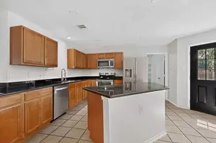 11517 Chatam Berry Ln, Austin, TX 78748 - Photo 11