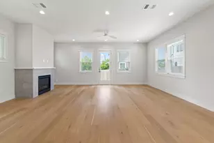 3802 Tower View Ct, Austin, TX 78723 - Photo 9
