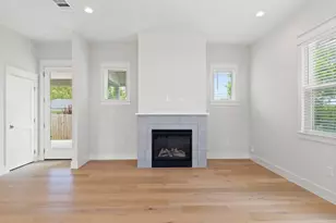 3802 Tower View Ct, Austin, TX 78723 - Photo 11