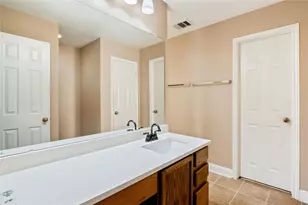 219 Woodlake Dr, Georgetown, TX 78633 - Photo 19