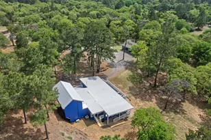 129 Valley Spur, Smithville, TX 78957 - Photo 5