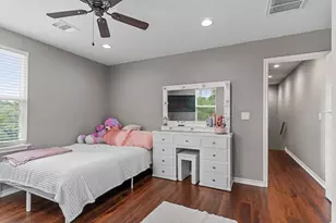 129 Valley Spur, Smithville, TX 78957 - Photo 31