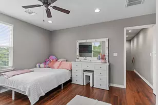 129 Valley Spur, Smithville, TX 78957 - Photo 31